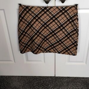 New Look plaid wool skirt size 14, like new